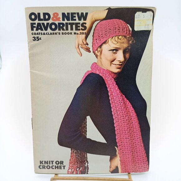 Vintage Coats and Clarks Book 205, Old and New Favorites Pattern Booklet - Picture 1 of 2